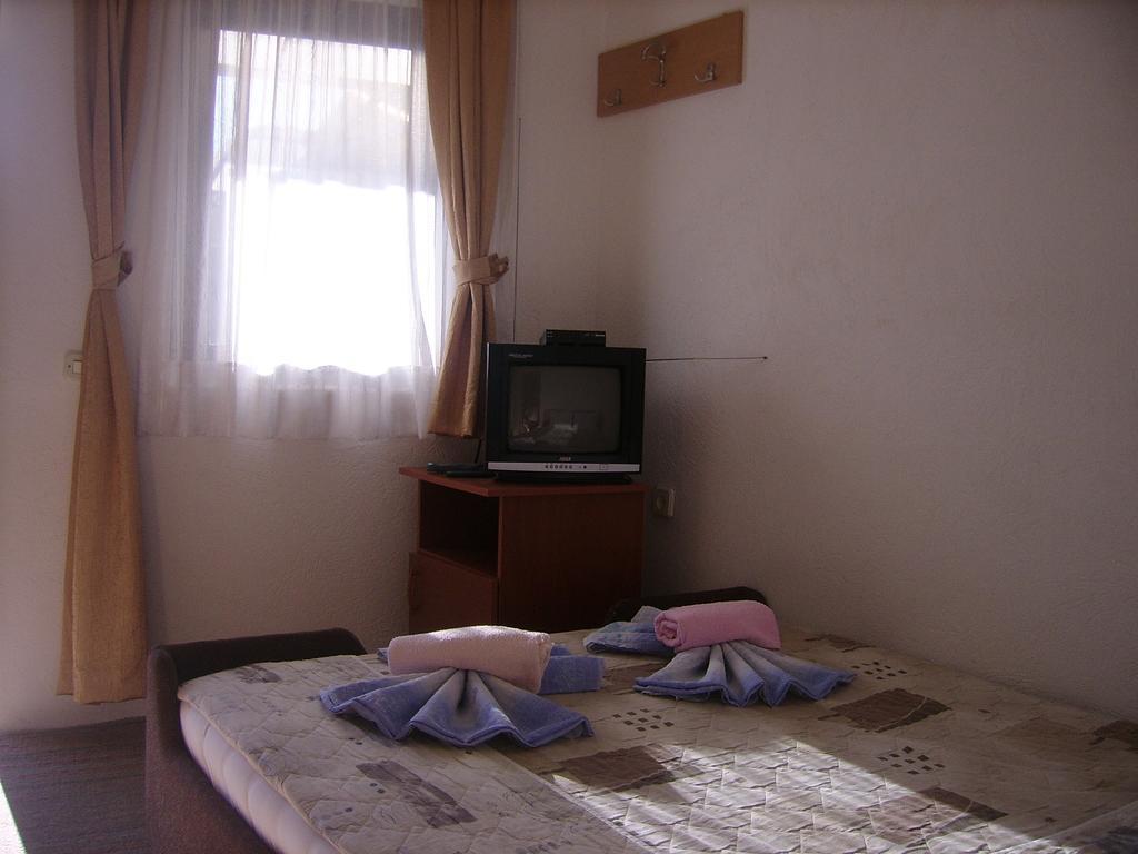 Villa Nikola Ohrid Bilik gambar
