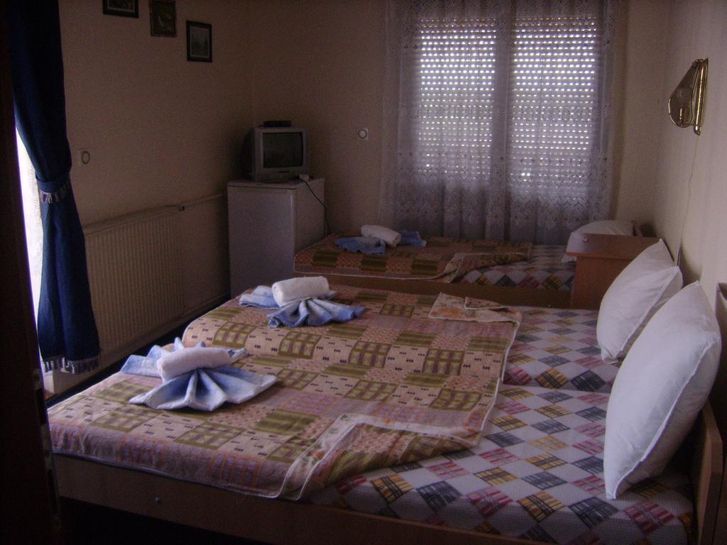 Villa Nikola Ohrid Bilik gambar