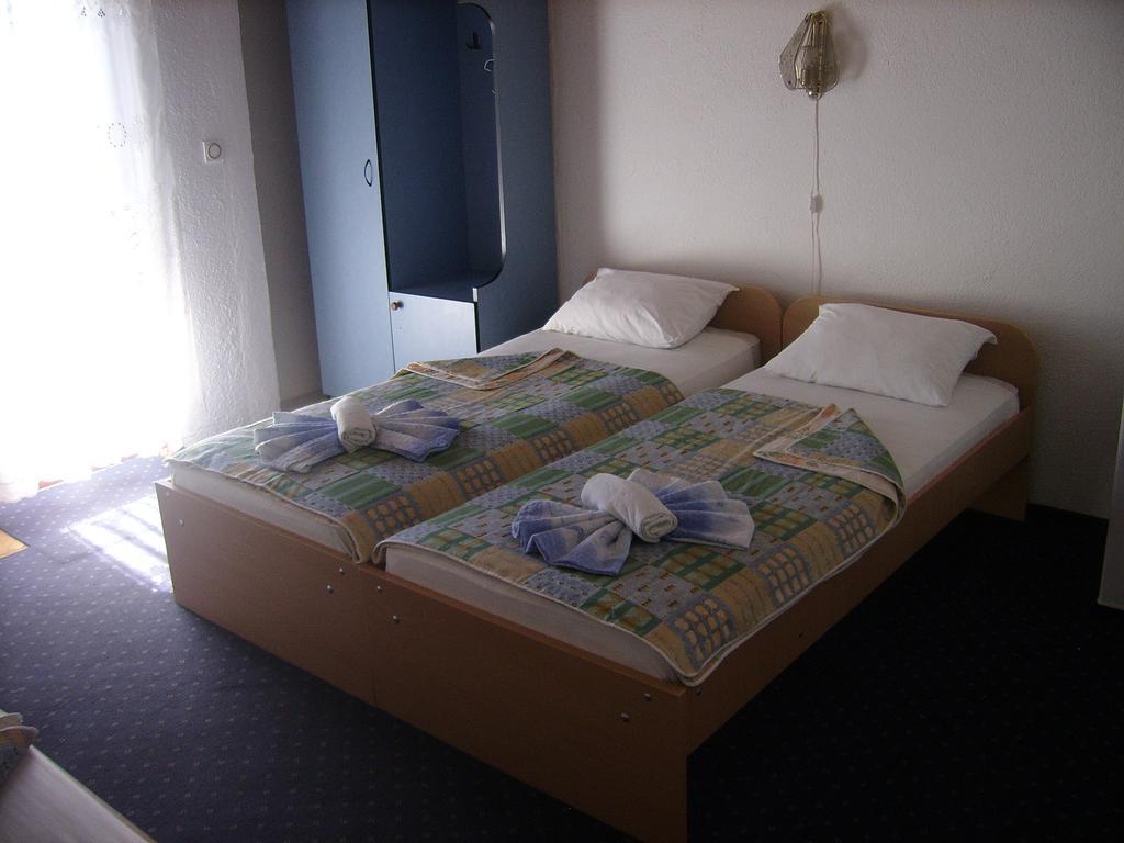 Villa Nikola Ohrid Bilik gambar